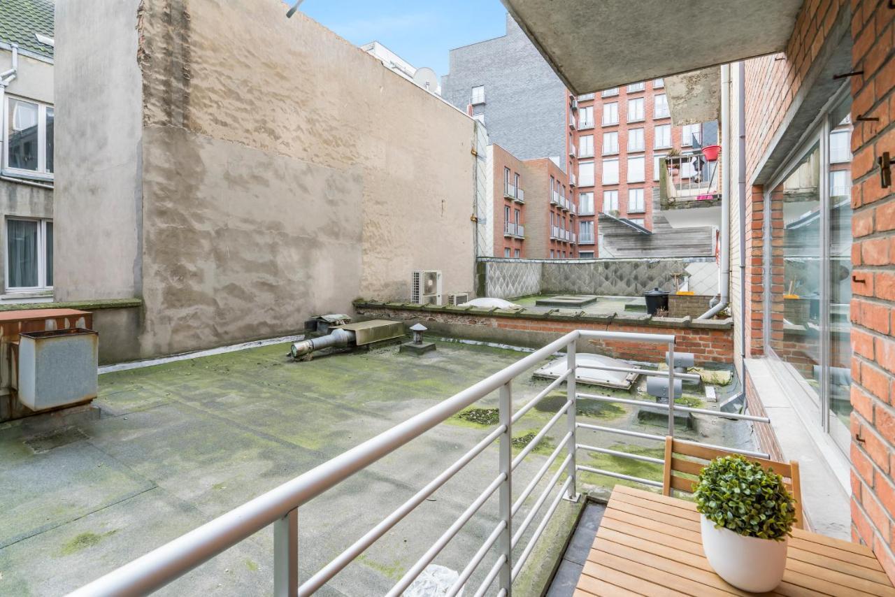 Ruim En Warm Appartement In De Winkelstraat Van Oostende Exteriér fotografie